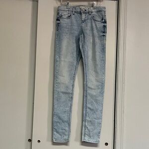 Denim&Co Light Wash Skinny Jeans Size 4